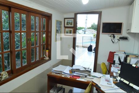 Casa de condomínio à venda com 300m², 4 quartos e 2 vagas Casa de condomínio à venda com 300m², 4 quartos e 2 vagasEscritório - Casa 1