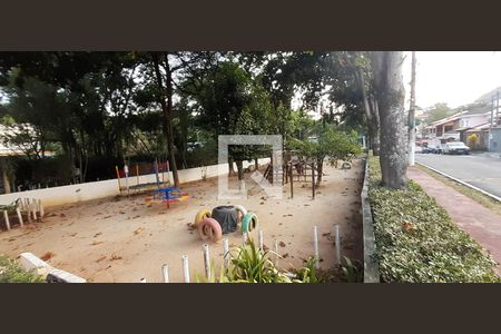 Casa de condomínio à venda com 300m², 4 quartos e 2 vagas Casa de condomínio à venda com 300m², 4 quartos e 2 vagasÁrea comum - Playground