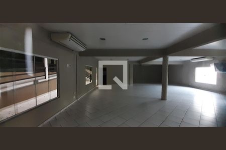 Casa de condomínio à venda com 300m², 4 quartos e 2 vagas Casa de condomínio à venda com 300m², 4 quartos e 2 vagasÁrea comum - Salão de festas