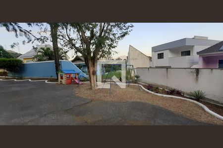 Casa de condomínio à venda com 300m², 4 quartos e 2 vagas Casa de condomínio à venda com 300m², 4 quartos e 2 vagasÁrea comum - Playground