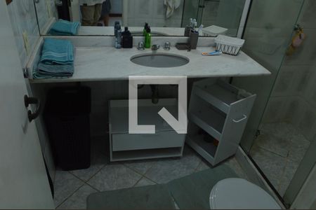 Casa de condomínio à venda com 300m², 4 quartos e 2 vagas Casa de condomínio à venda com 300m², 4 quartos e 2 vagasBanheiro da Suite 2 - Casa 1