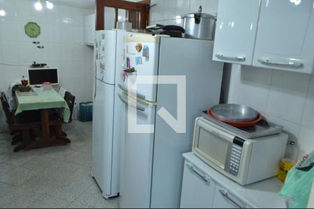 Casa de condomínio à venda com 300m², 4 quartos e 2 vagas Casa de condomínio à venda com 300m², 4 quartos e 2 vagasCozinha- Casa 1