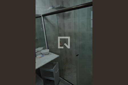 Casa de condomínio à venda com 300m², 4 quartos e 2 vagas Casa de condomínio à venda com 300m², 4 quartos e 2 vagasBanheiro da Suite 2 - Casa 1