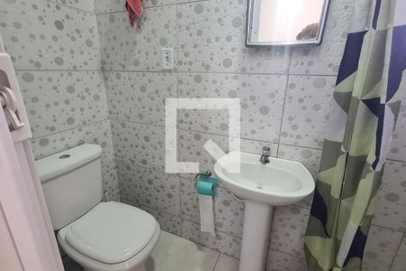 Banheiro de casa para alugar com 1 quarto, 72m² em Saracuruna, Duque de Caxias