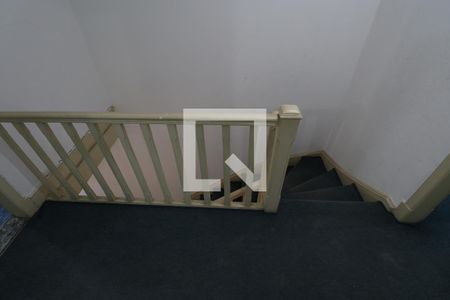 Casa à venda com 180m², 4 quartos e sem vagaEscada