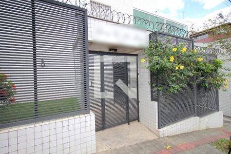Apartamento para alugar com 67m², 3 quartos e 2 vagasFachada