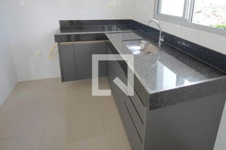 Apartamento para alugar com 67m², 3 quartos e 2 vagasCozinha