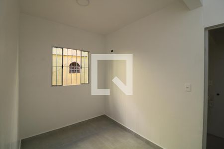Quarto de kitnet/studio para alugar com 1 quarto, 50m² em Jardim Imperador (zona Leste), São Paulo