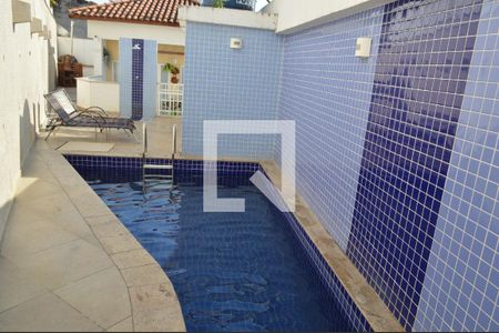 Casa de condomínio à venda com 91m², 3 quartos e 1 vagaÁrea comum - Piscina