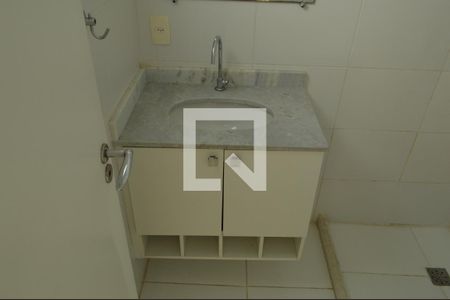 Banheiro da Suíte de casa de condomínio à venda com 3 quartos, 96m² em Tanque, Rio de Janeiro