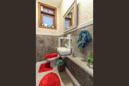 Casa de condomínio à venda com 650m², 3 quartos e 3 vagasLavabo