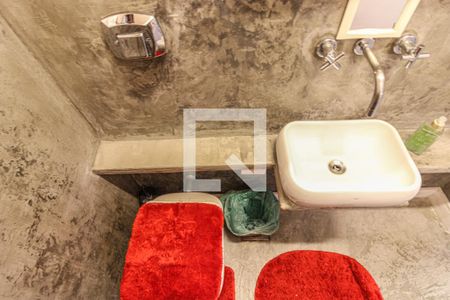 Casa de condomínio à venda com 650m², 3 quartos e 3 vagasLavabo