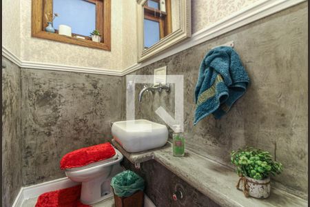 Casa de condomínio à venda com 650m², 3 quartos e 3 vagasLavabo