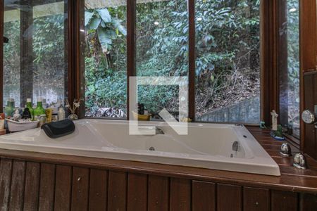 Casa de condomínio à venda com 650m², 3 quartos e 3 vagasSuíte 1 - Banheiro 2