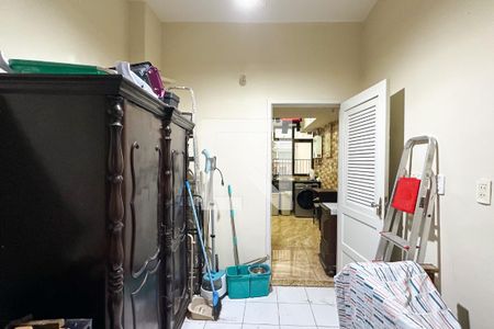 Apartamento à venda com 170m², 5 quartos e 1 vagaQuarto de Serviço