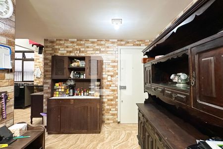 Apartamento à venda com 170m², 5 quartos e 1 vagaCozinha e Área de Serviço