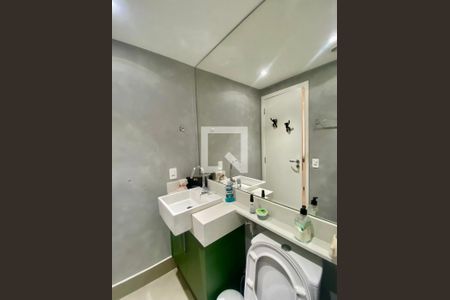 Apartamento à venda com 57m², 2 quartos e 1 vaga Apartamento à venda com 57m², 2 quartos e 1 vagaBanheiro