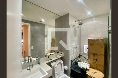 Apartamento à venda com 57m², 2 quartos e 1 vaga Apartamento à venda com 57m², 2 quartos e 1 vagaBanheiro