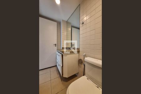 Apartamento à venda com 98m², 3 quartos e 2 vagas Apartamento à venda com 98m², 3 quartos e 2 vagasBanheiro da Suíte