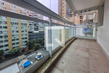 Apartamento à venda com 98m², 3 quartos e 2 vagas Apartamento à venda com 98m², 3 quartos e 2 vagasVaranda da Suíte