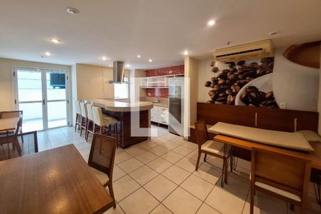 Apartamento à venda com 98m², 3 quartos e 2 vagas Apartamento à venda com 98m², 3 quartos e 2 vagasÁrea comum