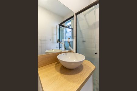 Banheiro - Pia de kitnet/studio para alugar com 1 quarto, 28m² em Higienópolis, São Paulo