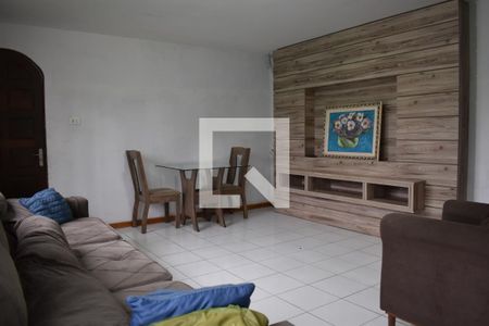 Sala de casa para alugar com 4 quartos, 150m² em São Braz, Curitiba