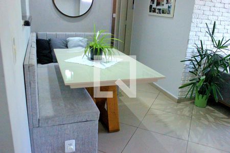 Sala de apartamento para alugar com 2 quartos, 58m² em Jardim Flor da Montanha, Guarulhos