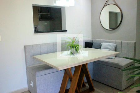 Sala de apartamento para alugar com 2 quartos, 58m² em Jardim Flor da Montanha, Guarulhos