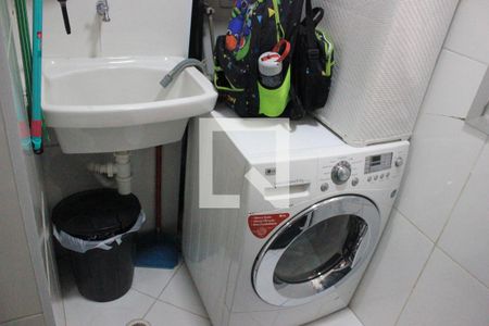 Apartamento para alugar com 58m², 2 quartos e 1 vagaÁrea de Serviço