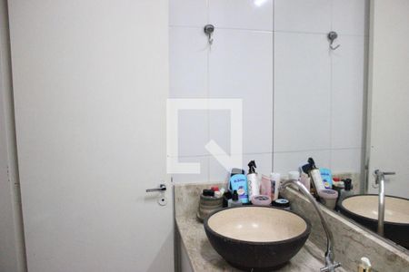 Apartamento para alugar com 58m², 2 quartos e 1 vagaBanheiro 1
