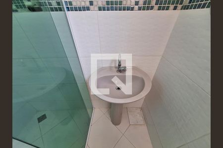 Banheiro de casa para alugar com 1 quarto, 150m² em Jardim do Colégio (zona Norte), São Paulo