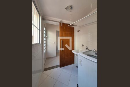 Área de Serviço de casa para alugar com 1 quarto, 150m² em Jardim do Colégio (zona Norte), São Paulo