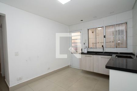 Sala/Cozinha de apartamento para alugar com 1 quarto, 30m² em Jardim Santa Helena, Guarulhos