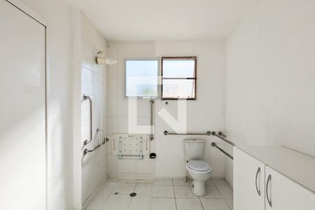 Banheiro de apartamento para alugar com 1 quarto, 42m² em Jardim Sao Saverio, São Bernardo do Campo