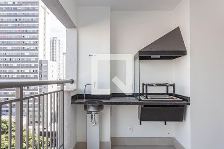 Apartamento à venda com 67m², 2 quartos e 1 vaga Apartamento à venda com 67m², 2 quartos e 1 vagaVaranda
