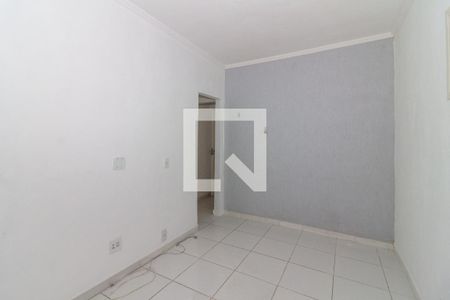 Sala de casa para alugar com 2 quartos, 70m² em Bento Ribeiro, Rio de Janeiro