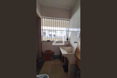 Apartamento para alugar com 75m², 2 quartos e 1 vagaÁrea de Serviço