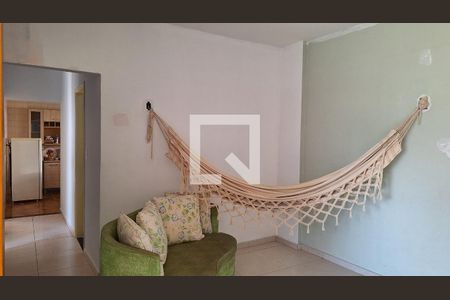 Sala de apartamento para alugar com 2 quartos, 75m² em Guilhermina, Praia Grande