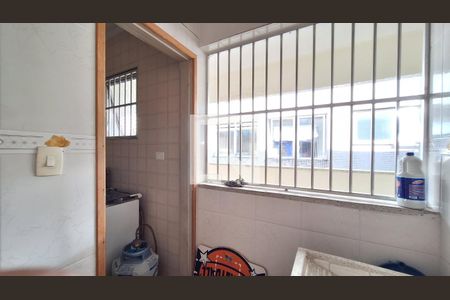 Apartamento para alugar com 75m², 2 quartos e 1 vagaÁrea de Serviço