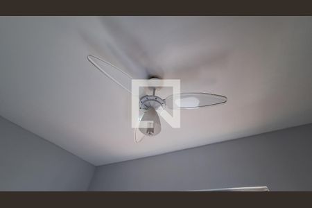 Quarto de apartamento para alugar com 2 quartos, 75m² em Guilhermina, Praia Grande