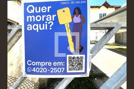 Casa à venda com 82m², 2 quartos e 1 vaga Casa à venda com 82m², 2 quartos e 1 vagaPlaquinha