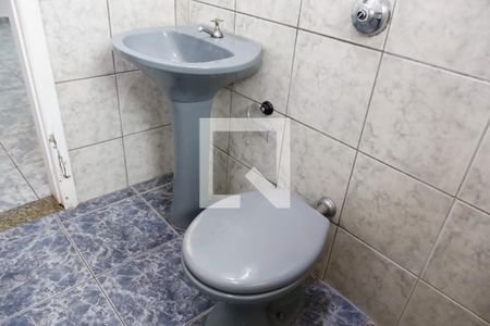 Casa à venda com 192m², 3 quartos e 1 vaga Casa à venda com 192m², 3 quartos e 1 vagaBanheiro