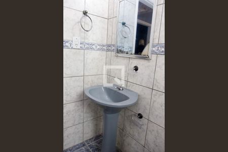 Casa à venda com 192m², 3 quartos e 1 vaga Casa à venda com 192m², 3 quartos e 1 vagaBanheiro
