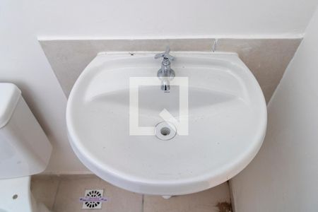 Apartamento para alugar com 52m², 2 quartos e sem vagaBanheiro