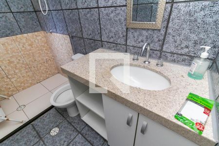 Casa para alugar com 60m², 2 quartos e sem vagaBanheiro