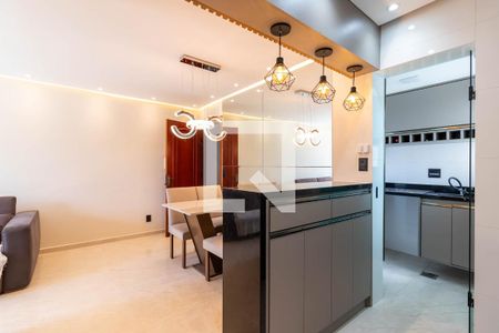 Apartamento à venda com 60m², 2 quartos e 2 vagasCozinha