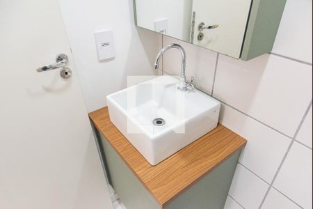Banheiro de apartamento para alugar com 2 quartos, 36m² em Vila Independência, São Paulo