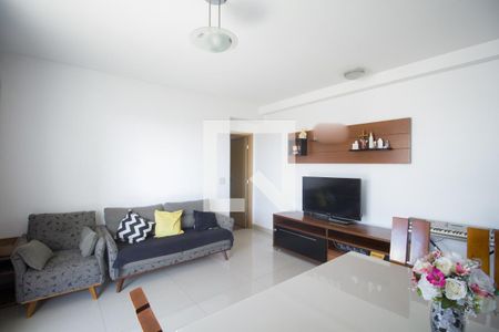 Sala de apartamento à venda com 3 quartos, 95m² em Fernão Dias, Belo Horizonte