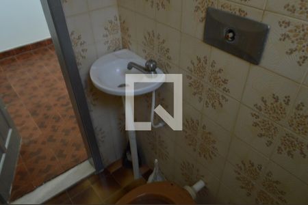 Casa à venda com 466m², 5 quartos e 8 vagasBanheiro da Suíte